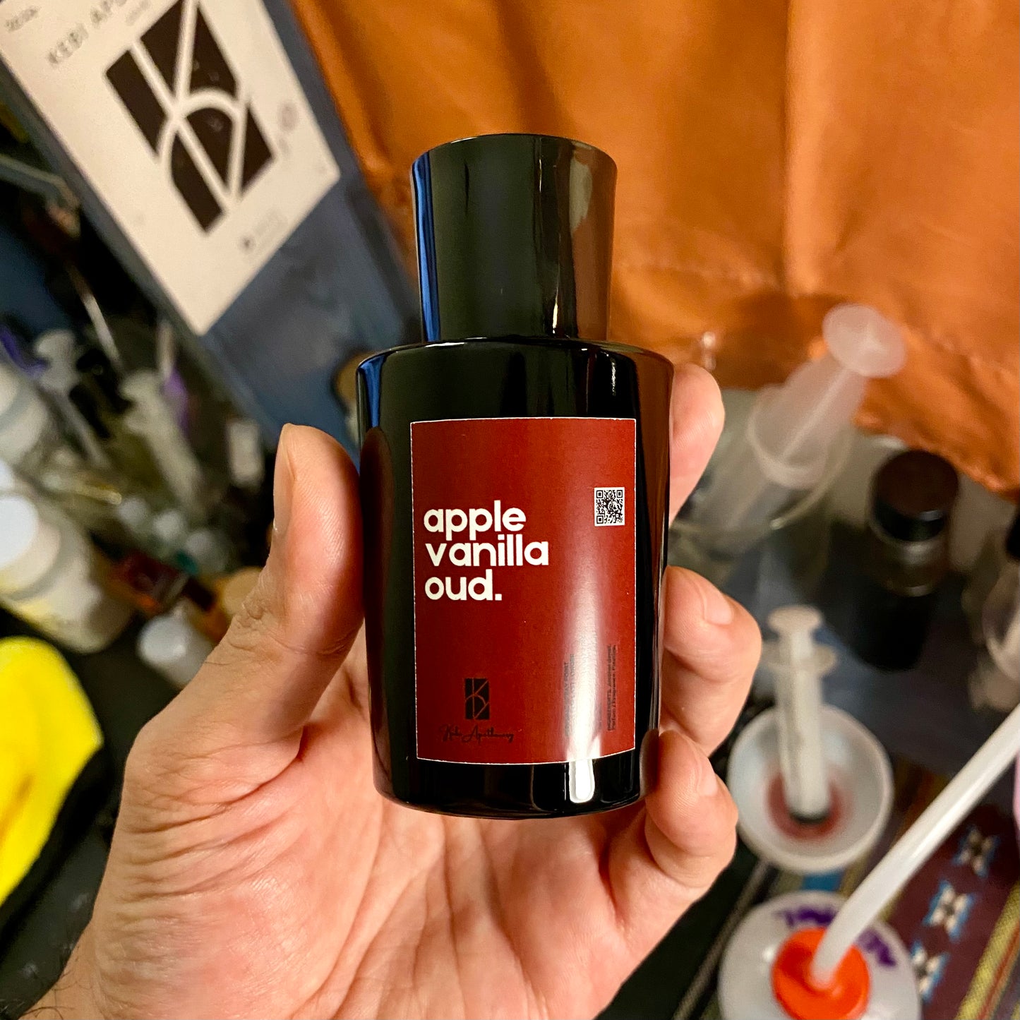 Apple Vanilla Oud Eau de Parfum